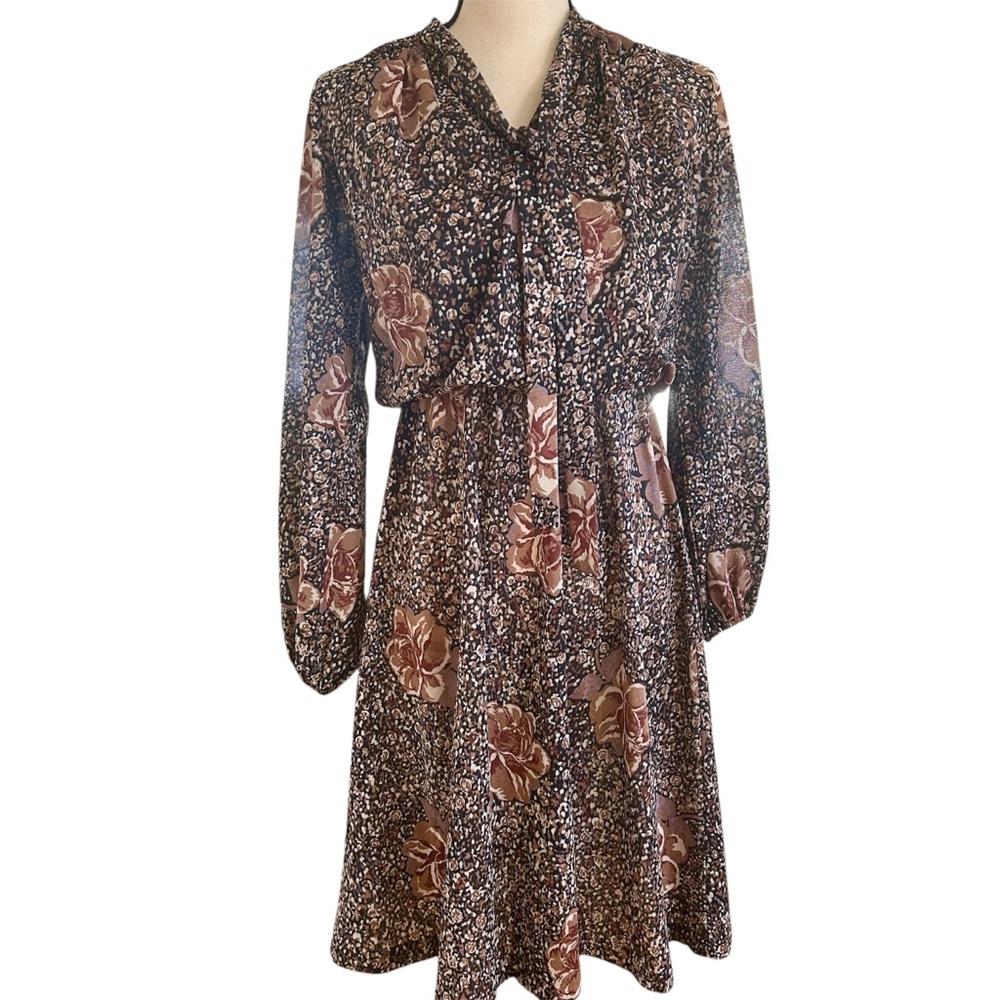 Vintage 1970s Floral Blouson Dress – Brown Mixed Print, Long Sleeve, Tie Neck